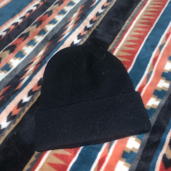 CAT M💗M BEANIE - Picture 2 of 2